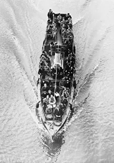 Fully: Pleasure boat on the Thames, 1938