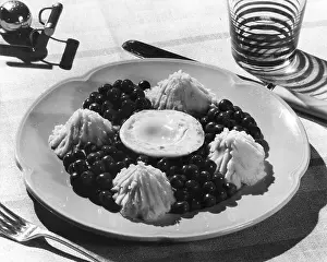 Mashed: POACHED EGG & PEAS