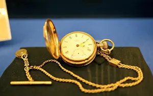 Dpa Picture Alliance Gmbh: A pocket watch from the RMS Titanic - Exhibition