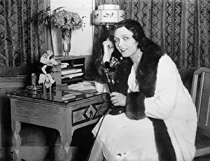 Negri: Pola Negri