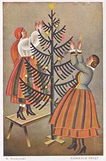 Decking: Poland - Decking the Christmas Tree