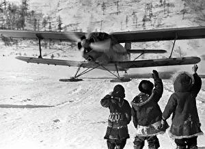 Delivers: Polar aviation, 1964