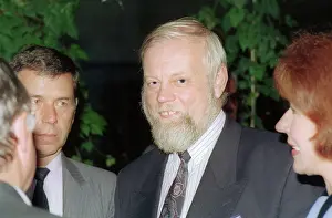 Spent: Polar explorer Valery Lukin, 1995
