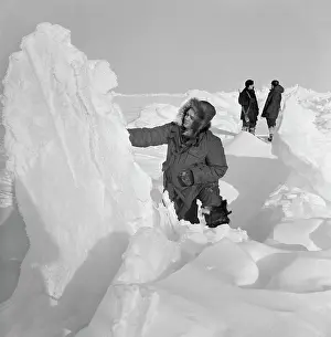 Ridges: Polar station North Pole-4 in Arctic