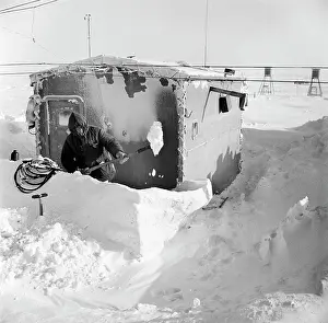 Removing: Polar station North Pole-4 in Arctic