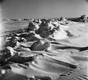 Ridges: Polar station North Pole-5 in Arctic