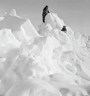 Measuring: Polar station North Pole-5 in Arctic