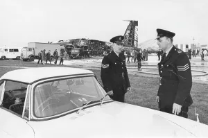 Aircrash: POLICE AT AIRCRASH