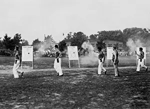Revolvers: Police applicants during their training, 1932