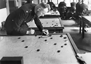 Magnifying: Police map operator