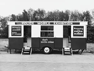 Naff: POLICE MOBILE EXHIBITION