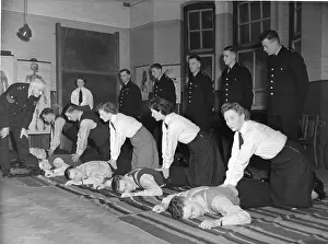 Diagram: Police officers in training session, London
