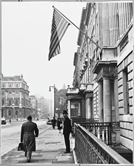 Grosvenor: POLICEMAN ON DUTY