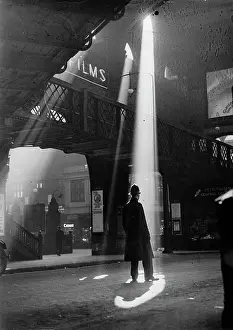 Limelight: Policeman at Liverpool St. Station
