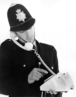 Ad Lib Studios: POLICEMAN ON THE PHONE