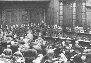 Weiss: Policemen on the government bench, 1932