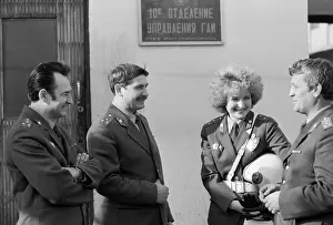 Converse: Policewoman Mishurova with colleagues
