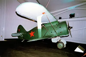 Polikarpov: Polikarpov I-153 9 RED