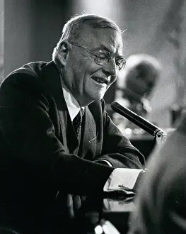 Dulles: US Politics - Government