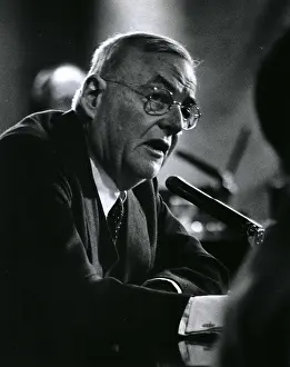 Dulles: US Politics - Government