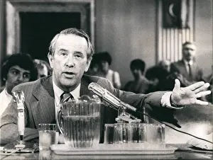 Testifying: US Politics - Government