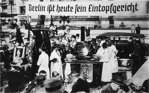 Winterhilfe: POLITICS/NATIONALISM