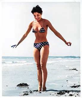Woof: POLKA DOT BIKINI 1950S
