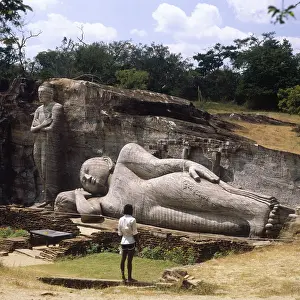Vihara: POLONNARUWA/BUDDHA