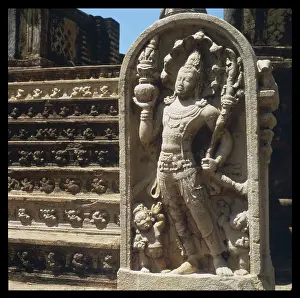 Polonnaruwa: POLONNARUWA/BUDDHISM