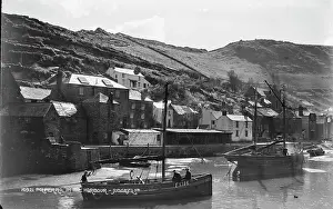 Polperro: Polperro in the Harbour