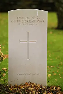 Polygon: Polygon Wood CWGC