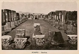 Porticos: Pompeii - Italy - Basilica