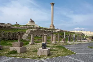 Monolithic: Pompey's Pillar, Alexandria, Egypt