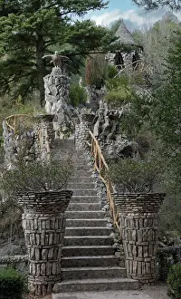 Pobla: Pont d'Arc Coix, Jardins Artigas, Pobla de Lillet, Spain