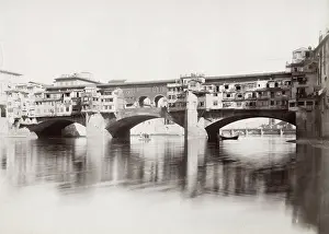 Vecchio: Ponte Vecchio, across the River Arno, Florence