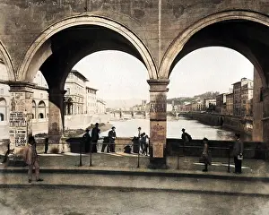 Vecchio: Ponte Vecchio and River Arno, Florence, Italy