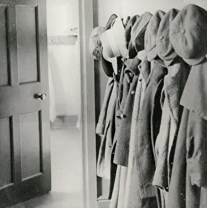 Carleton: Pontefract Union Cottage Homes, Carleton - Hats and Coats