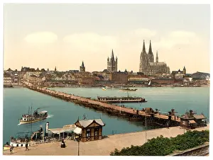Deutz: Pontoon bridge from Deutz, Cologne, the Rhine, Germany