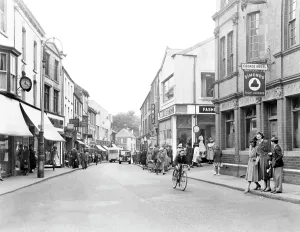 Pontypool: Pontypool, Commercial Street c1955
