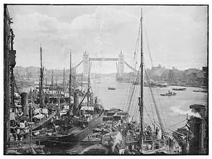 Reminder: Pool of London Photo