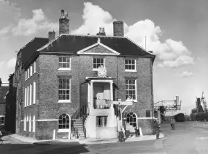 Halfpenny: POOLE CUSTOM HOUSE