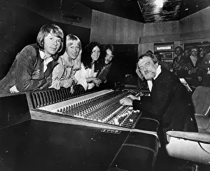 Independently: Pop Music Group ABBA 1972 - 1982