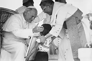 Filipino: Pope John Paul II in the Philippines