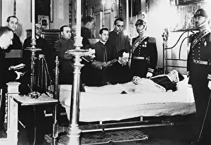 Deathbed: Pope Pius XI. on his deathbed, 1939