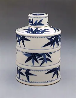 Ching: Porcelain Tea Caddy, Ch'ing Dynasty
