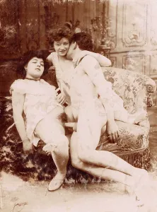 Pornography: PORNO/THREESOME 19C