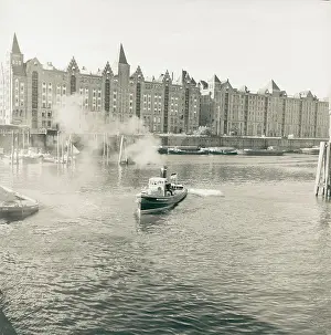 Dockland: At the Port of Hamburg