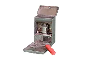 Portable miniature ink well with sealing wax