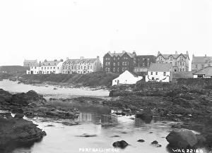 Portballintrae: Portballintrae