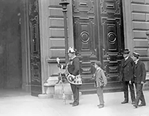 Archduke: Porter in front of the palace of Archduke Eugene